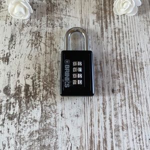 Brinks 40mm 4 dial resettable combination padlock